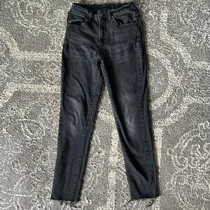 RISEN jeans black skinny. Style # RDP1002